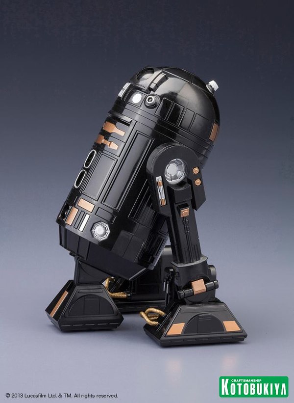 Star Wars R2-Q5 ARTFX+ Statue 2013 NYCC Exclusive Edition